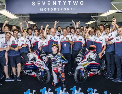 El team SeventyTwo Motorsports Artbox en lo más alto del podio en el circuito de Jerez-Ángel Nieto